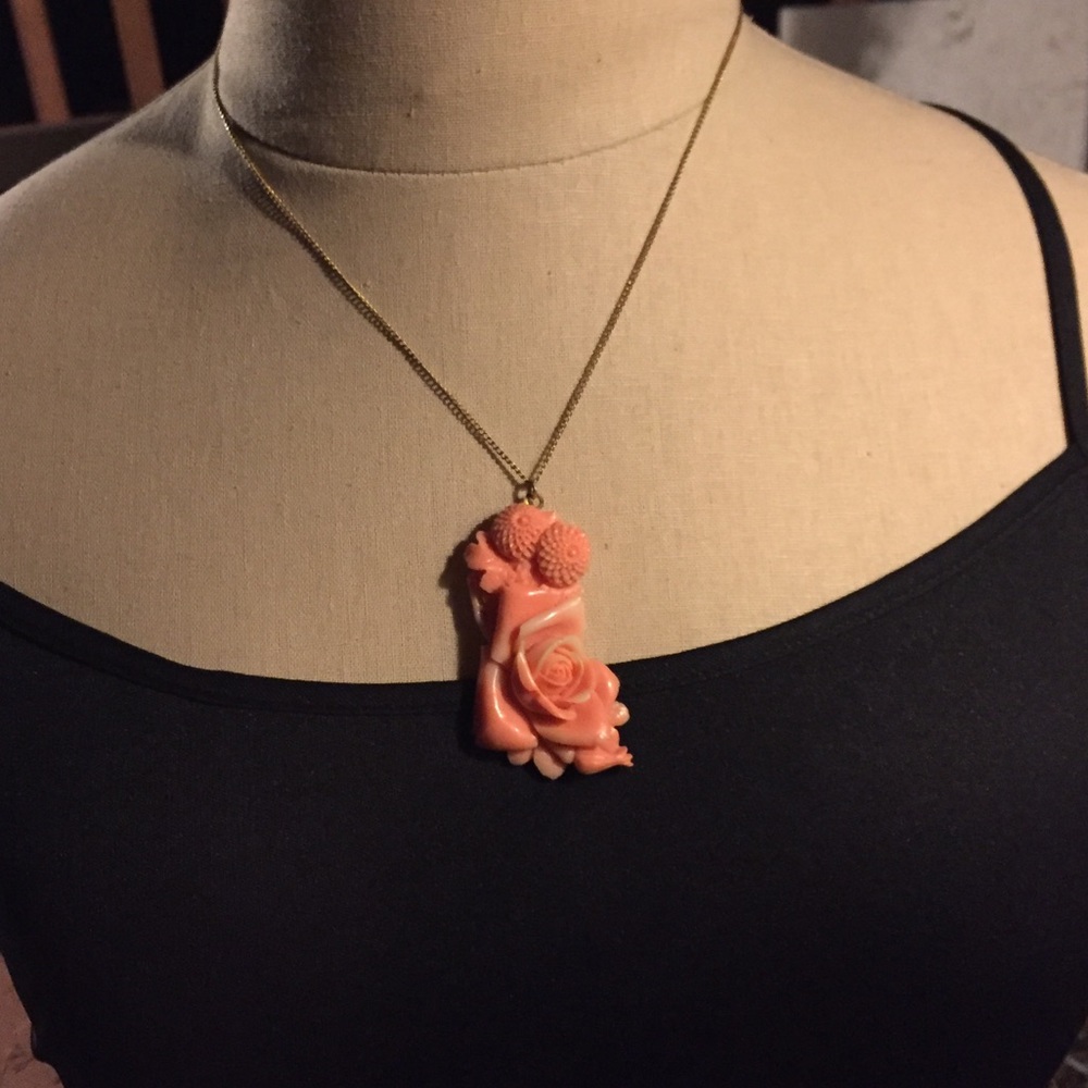 Vintage Coral (Resin) Floral Rose Necklace